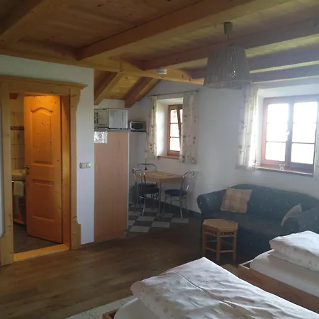 Arbeiterwohnung Entbuchner Hof *