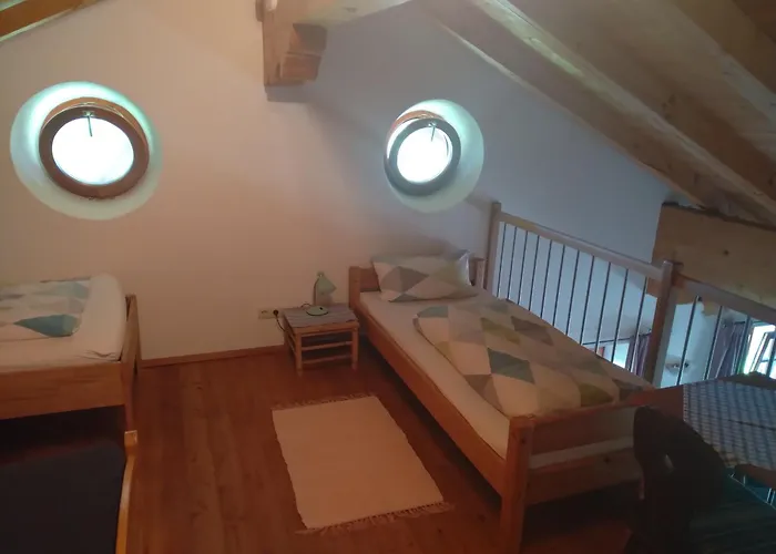 Arbeiterwohnung Entbuchner Hof 公寓 罗尔多夫